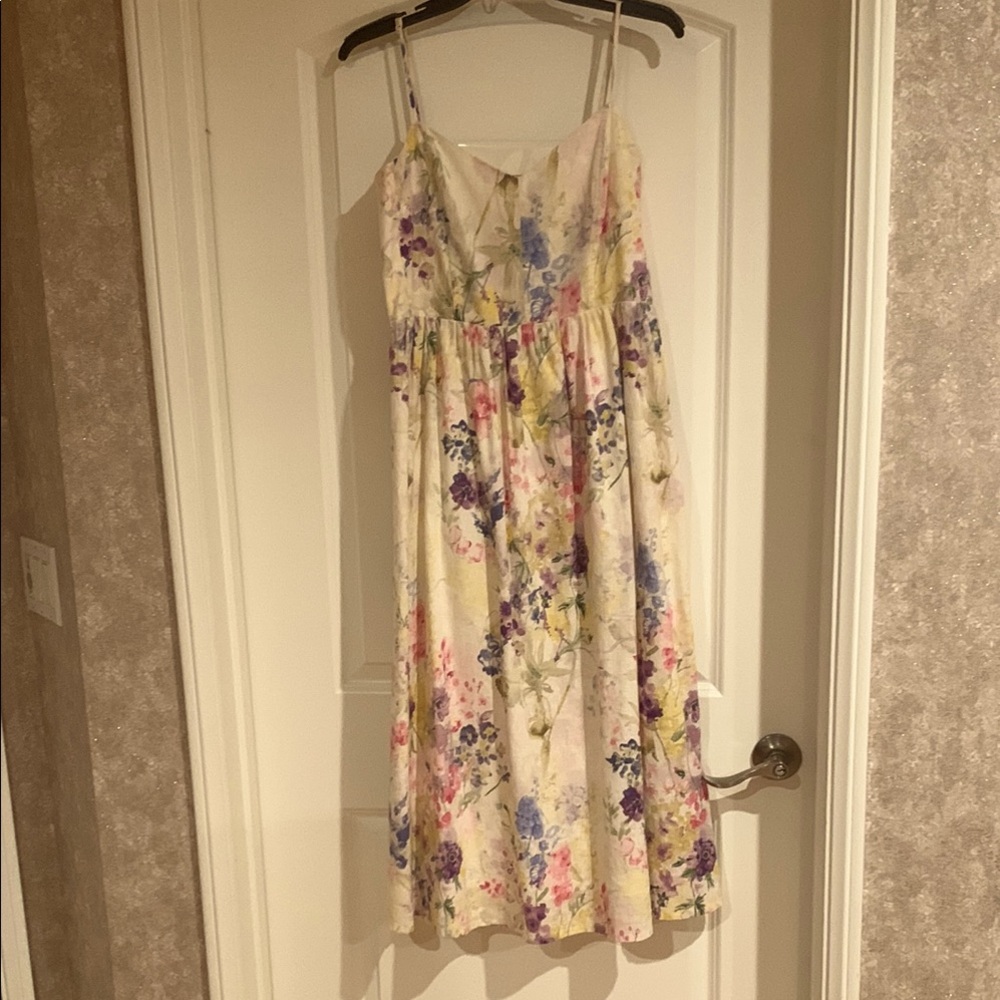Floral Maxi Dress with Spaghetti Straps
Size M